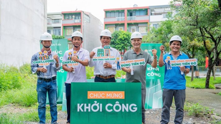 khởi công