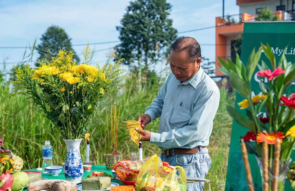 Khởi công nhà phố saigon villaege
