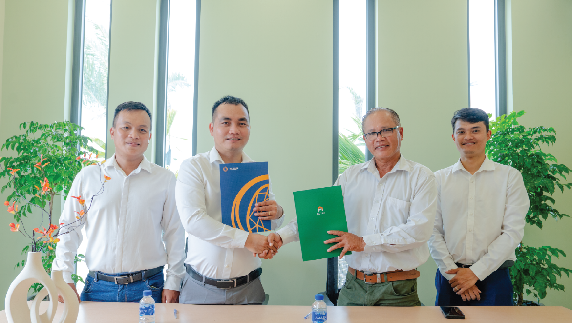 Ký Kết My Life và The 826 EC