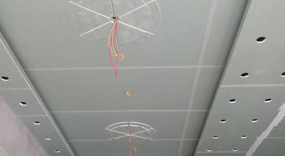 Ứng dụng trần thạch cao giúp làm đẹp và cách âm hiệu quả cho ngôi nhà